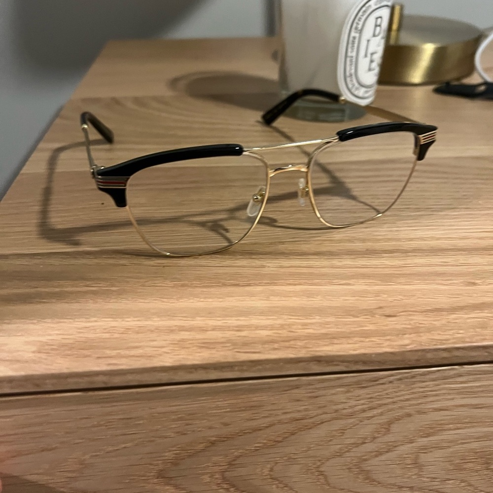 Gucci glasses